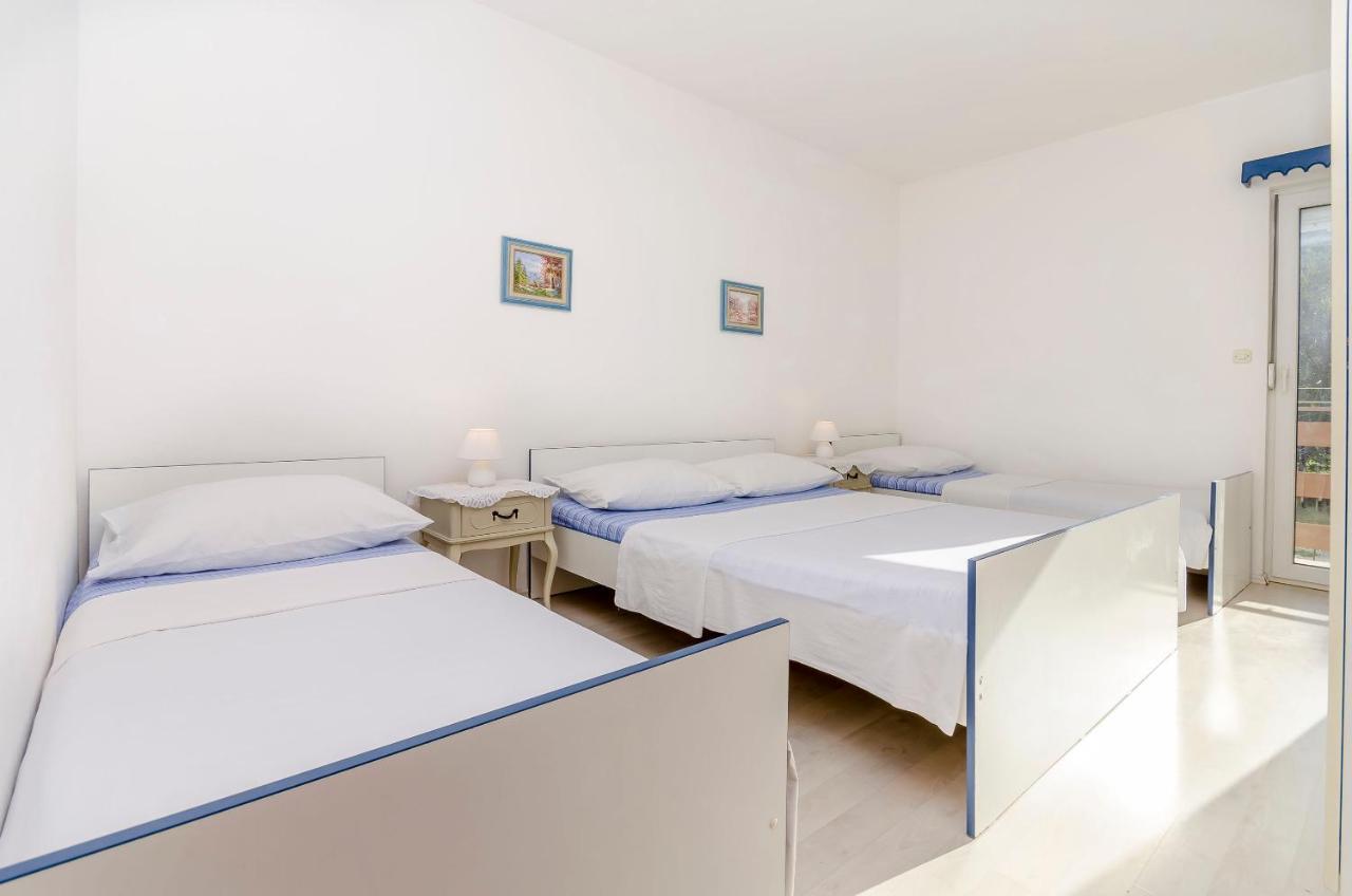 Apartments Tomislav Trogir Exterior foto