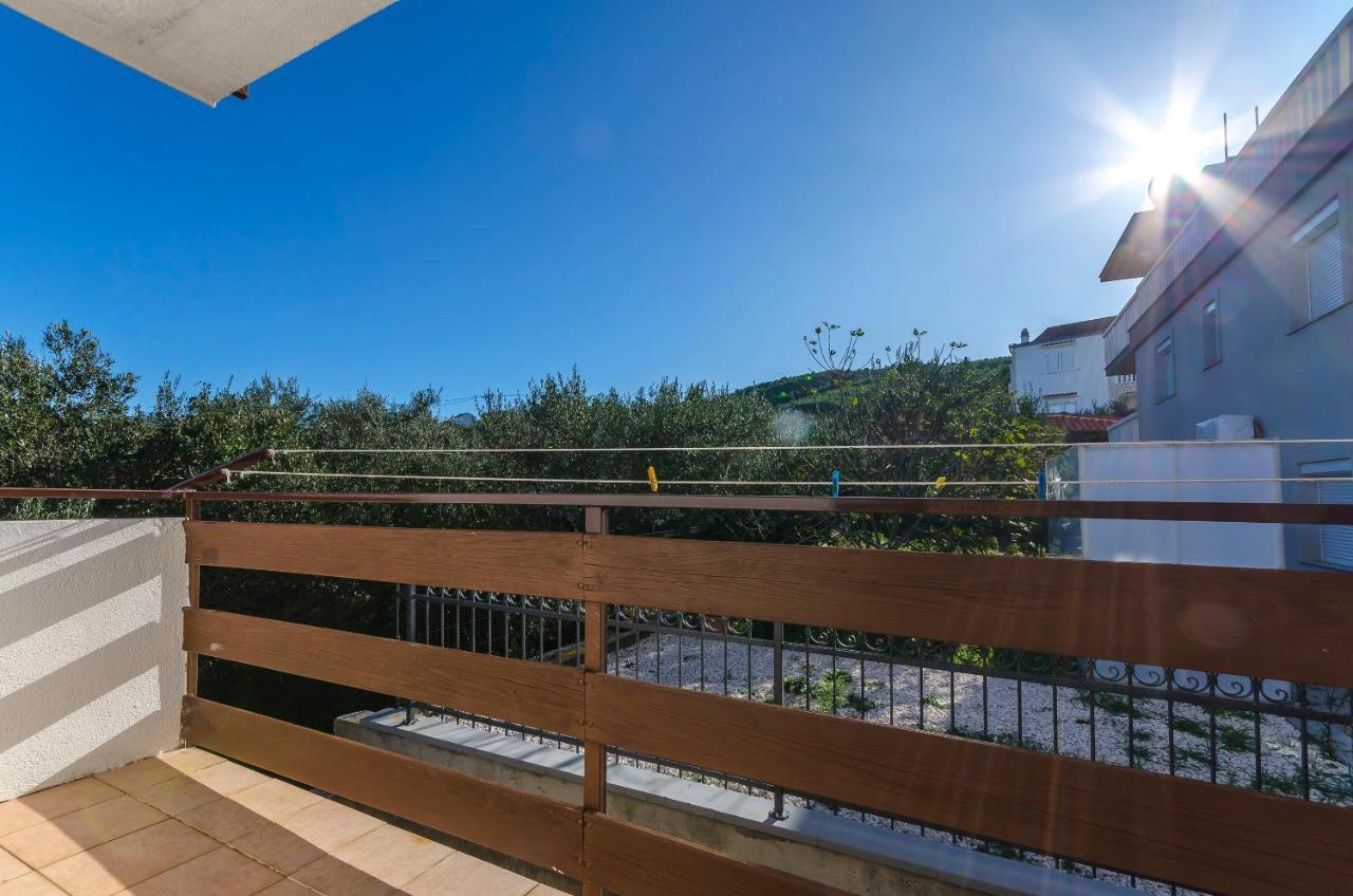 Apartments Tomislav Trogir Exterior foto