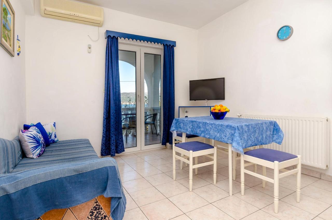Apartments Tomislav Trogir Exterior foto